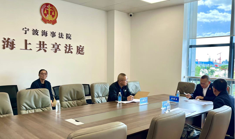 ”里“枫”景别样红冰球突破游戏“浙(图3)